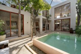 Luxury 3BR Duplex Villa with Private Pool - 9