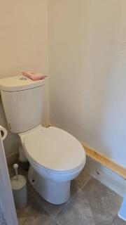 Cosy Studio Getaway - Free Parking & Central Links - 4