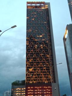 Scarletz Suites Klcc Twin Tower by Majestic - 9