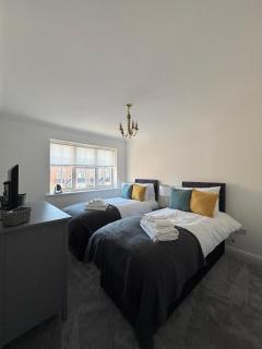 Ashford Work Stay Parking & M20 Nearby - 0