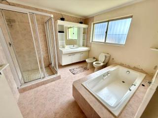 uMhlanga BNB 147 - 2