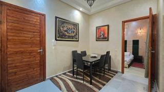 Cycas Family Apart grand wifi parking - 2