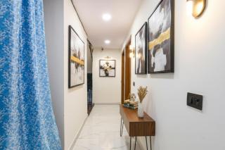 FabHotel NP International - Nehru Place Market - 8