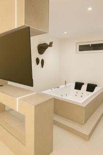 Suite Oléa & Private Jacuzzi - 7