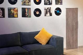 Prestige Pretoria Suite-Modern Elegance & Comfort - 1