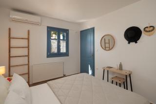 Naxian Sky Villa - Aegean Sunset Hilltop Bliss - 3