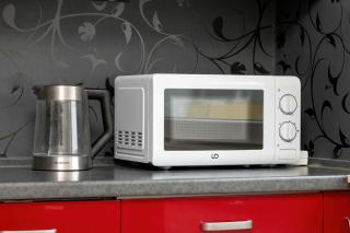 Comfortable Apartment with Balcony Remote Working Near a Nature Reserve by Noclegi Renters - 1