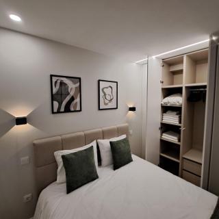 Alameda Apartments 2 - 8