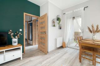 Elegant Apartment in Poznań with Parking, Garden and Bathtub by Noclegi Renters - 2