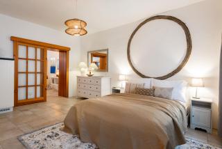 Charming Riverside Apartment by Charles Bridge - 0