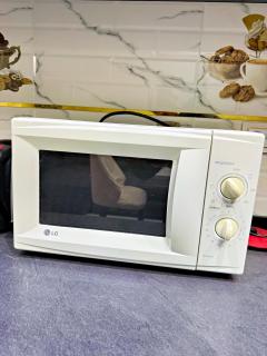 Modern Stroy 40 by Royal Rentals - 8