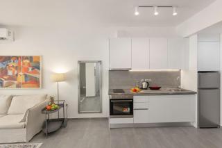 Neos Kosmos Apartment with Access to Acropolis View Rooftop - 3