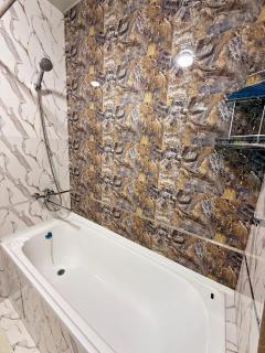 Modern Stroy 40 by Royal Rentals - 1