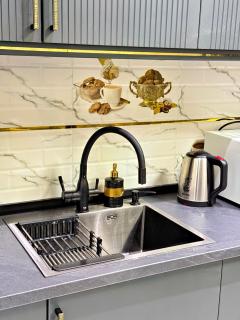 Modern Stroy 40 by Royal Rentals - 3