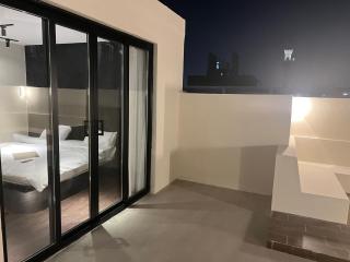 غرفة طابق 3 مع جلسة خارجية بدون مصعد - 6