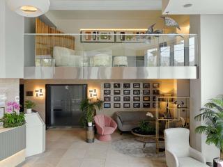 Bucharest Unirii Square - Handwritten Collection - 1