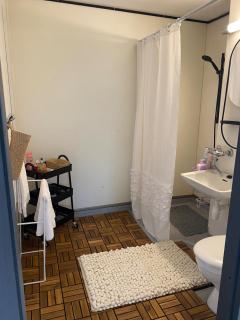 Moderni ja mukava huoneisto - 7