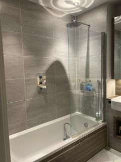 Cozy Flat in Gated Harrow Estate, 7mins to Station - 4