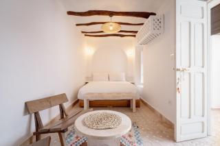 Riad KECH LeS ESSENSIELS - 8