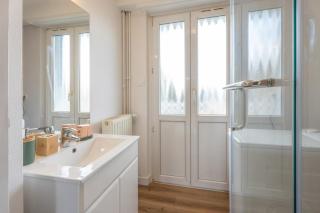 Beautiful apartment Free Parking Train Station - 8