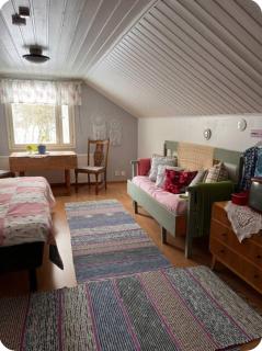 Villa Kaunisto,Riverside Home Near Santa in Town - 2