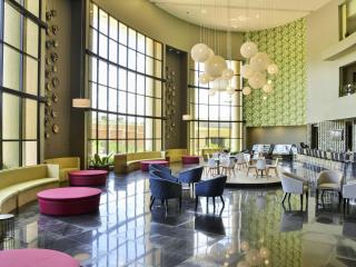 EPIC Hotel & Suites - 6