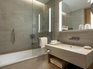 Mövenpick Hotel Basel - 3