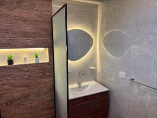 Fully furnished 3BR near Mivida&Hyde Parkbrand new - 2