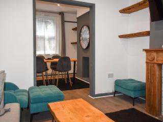 Cliffside Cottage - 9