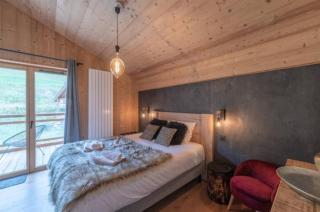 5 BDR Chalet with private heated pool and sauna - 4
