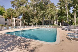 Walk to Coligny Beach Tropical Hilton Head Condo - 0