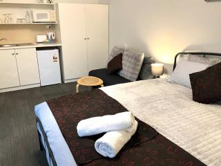 Lovely Adelaide City Escape - 6