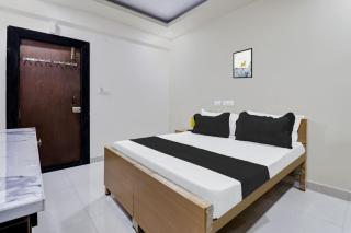Hotel O Sri Harshitha Grand Near Zudio - Star Bazaar, Kundalhalli Gate - 0