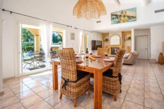 Villa Valleron by Villa Plus - Saint-Saturnin-les-Avignon - 2