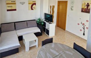 Stunning Apartment In Rab - 8