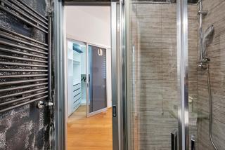 Comfort-Moderno and Parking - 8