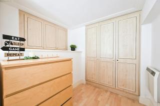 Stylish 2Bed Tower Bridge WiFi & Parking - 3