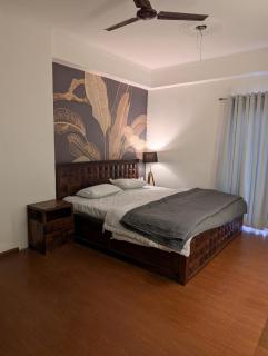 HideAway -Your Bnb - Noida - 6