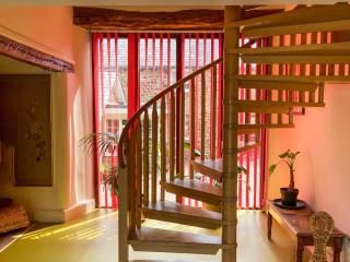 Weirmarsh Big Barn - 7