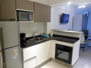 Dzain 1 - PISCINA -Gym- Cochera - Parrilla- Playromm- cercania Garrahan, favaloro, Britanico - 6