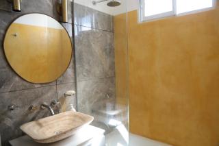 Full apartment with balcony, central location - 6