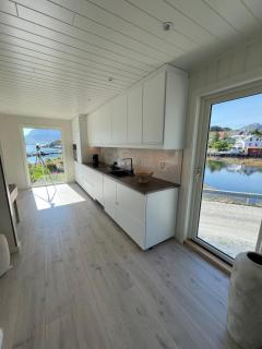 Aurora Bay Villa Lofoten 罗弗敦极光湾海景顶层别墅 - Sund - 6