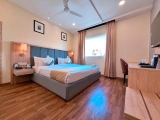 asar Capoors Hotel - 8