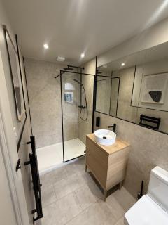 Park House Rooms - Sky TV and kitchenette - 9