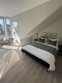 Park House Rooms - Sky TV and kitchenette - 8