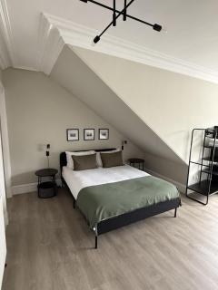 Park House Rooms - Sky TV and kitchenette - 5