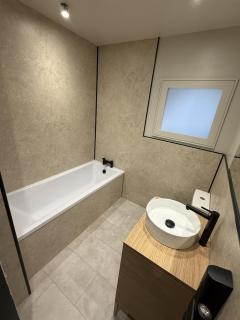 Park House Rooms - Sky TV and kitchenette - 2