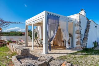 Trullo ConoSolo With Pool - Happy Rentals - 0