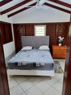 Appartement Moderne au Moule 72 m² avec Balcon - 4