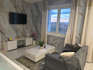 Marble white suite and spa - 7